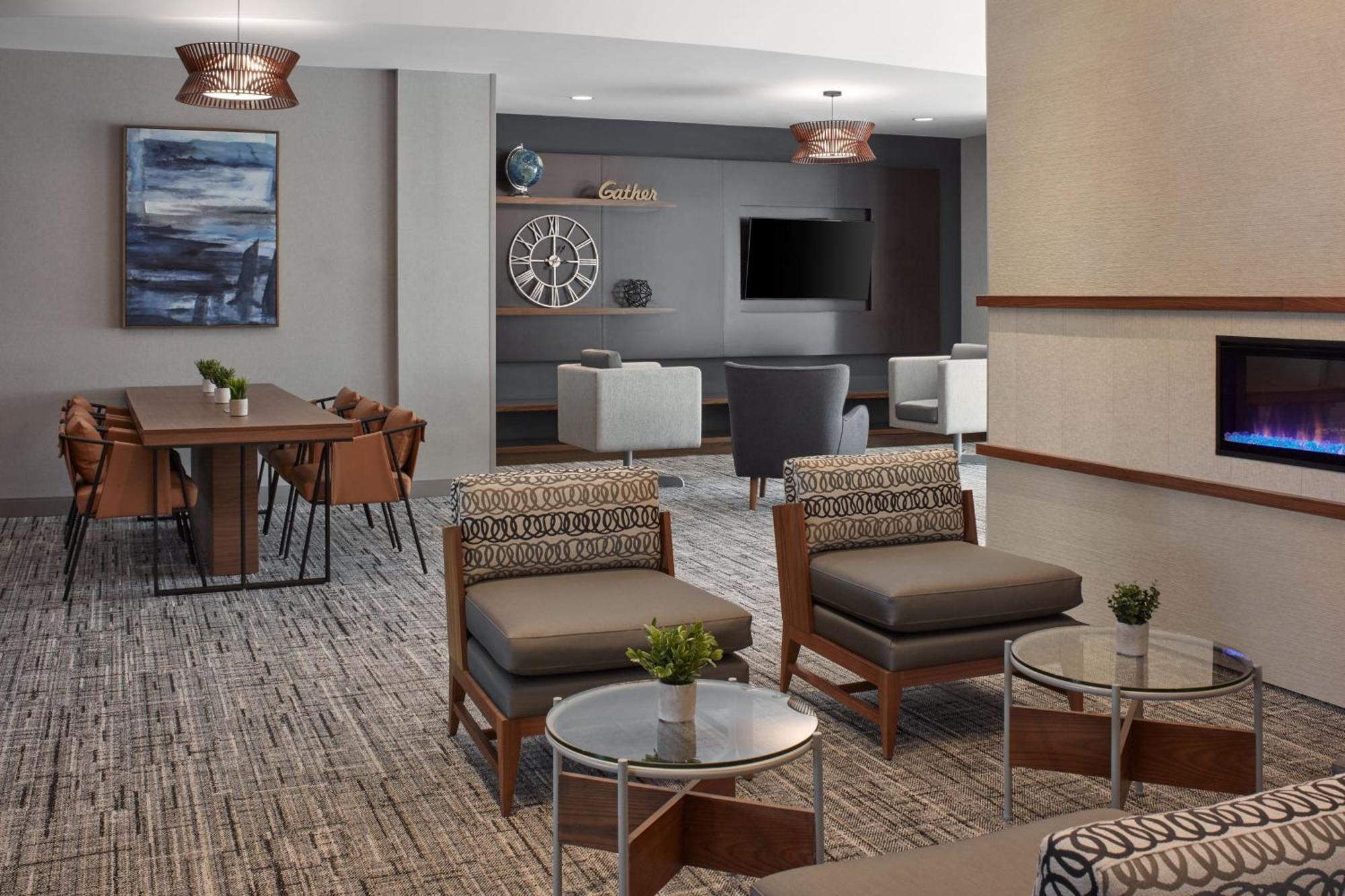 מלון Courtyard By Marriott Mississauga-Airport Corporate Centre West מראה חיצוני תמונה