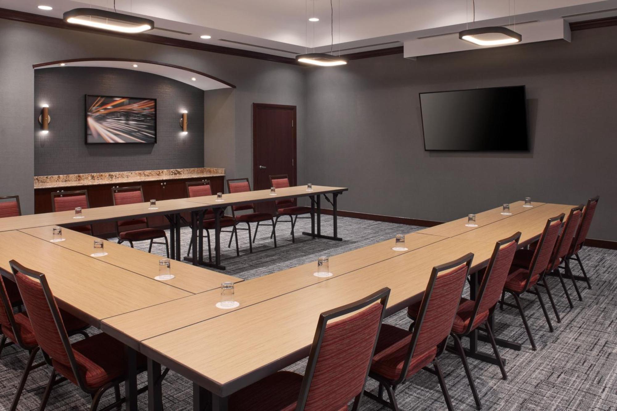 מלון Courtyard By Marriott Mississauga-Airport Corporate Centre West מראה חיצוני תמונה