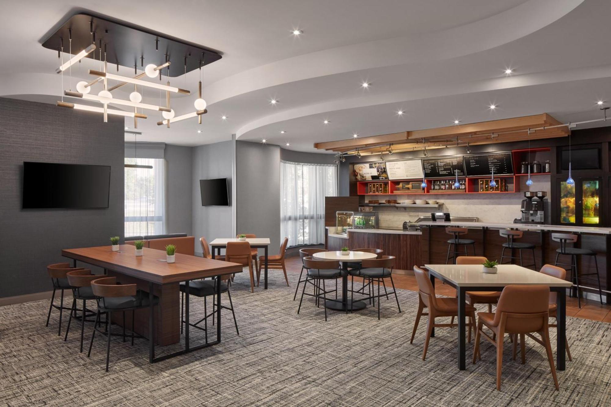 מלון Courtyard By Marriott Mississauga-Airport Corporate Centre West מראה חיצוני תמונה