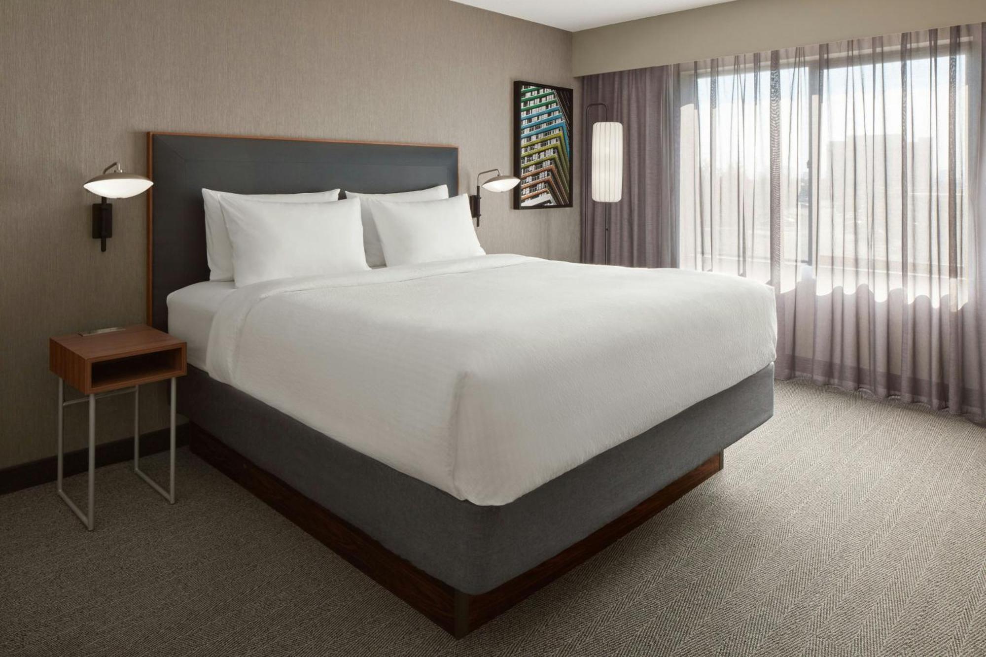 מלון Courtyard By Marriott Mississauga-Airport Corporate Centre West מראה חיצוני תמונה